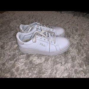 Fila platform
